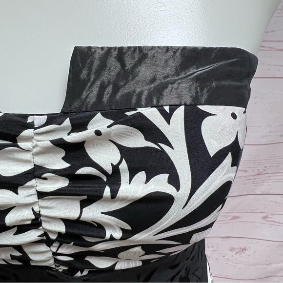 Nicole Miller Collection Elegant Silk Damask Floral Gown Maxi Dress - Picture 4 of 13